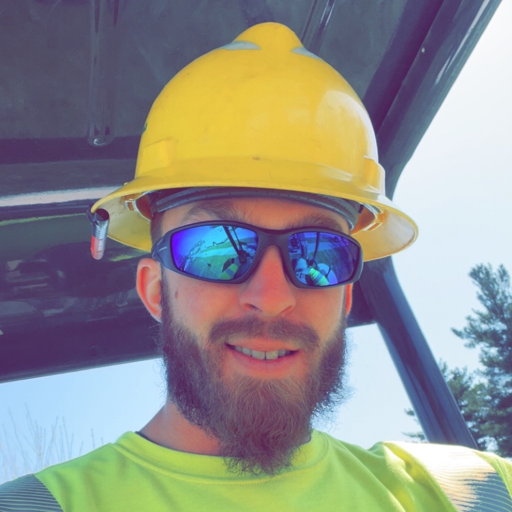 Meet your Posher, Ethan